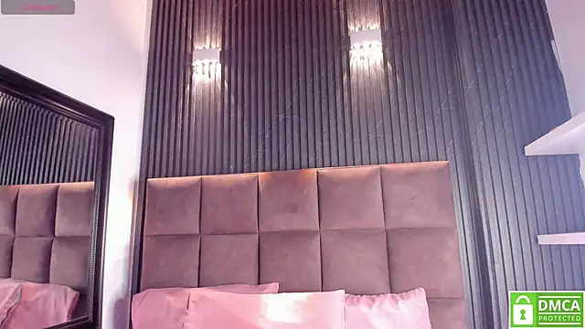 Sussy Vixen online show from 3, 3, 2026