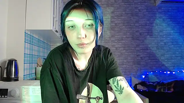Snapshot of LolaBlueberry chatting on 16, 10, 2025 LolaBlueberry online show from 16, 10, 2025