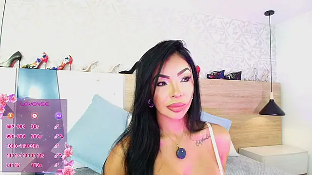 Snapshot of veronikali chatting on 4, 7, 2026 veronikali online show from 4, 7, 2026