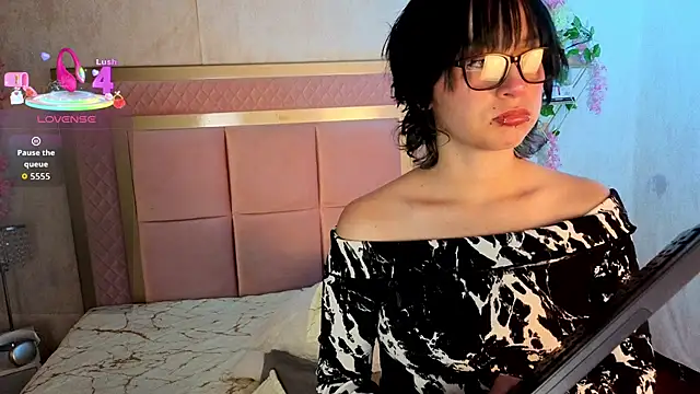 RobinBennett online show from 27, 11, 2025