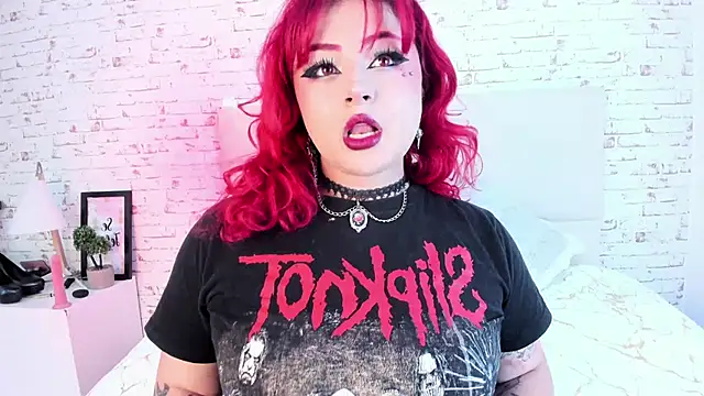 Snapshot of RavenVamp chatting on 13, 9, 2025 RavenVamp online show from 13, 9, 2025