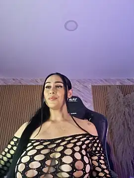 ashly moonn online show from 27, 10, 2025