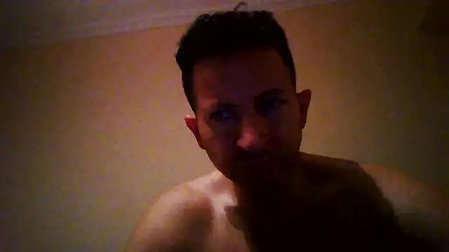 Snapshot of toofabb123 chatting on 11, 9, 2025 toofabb123 online show from 11, 9, 2025