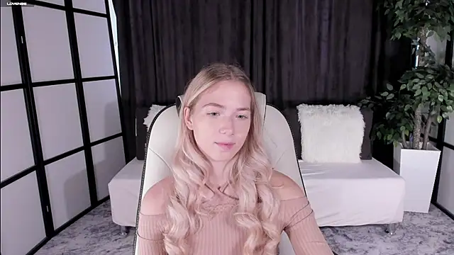 Susan Mimi online show from 17, 9, 2025