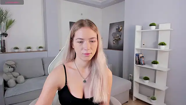 Susan Mimi online show from 18, 10, 2025