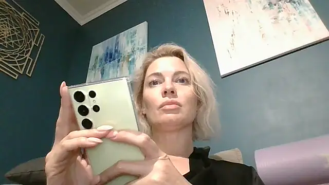 Snapshot of Elvaraa chatting on 12, 7, 2026 Elvaraa online show from 12, 7, 2026