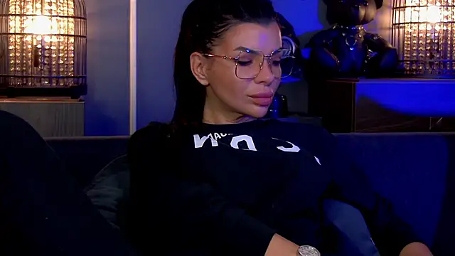 EleniaDevons online show from 16, 10, 2025