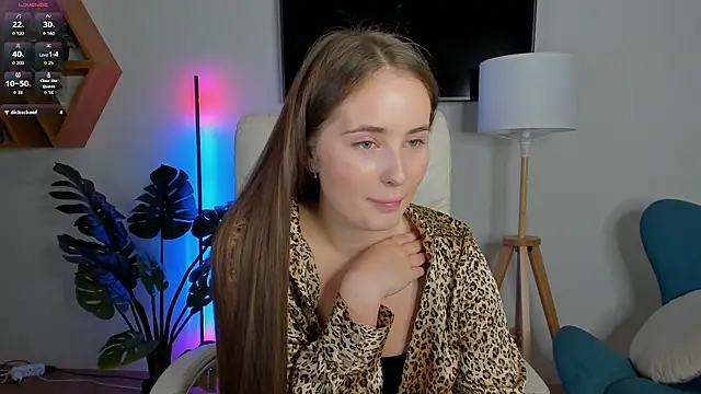 Sweet  Amily online show from 26, 9, 2025