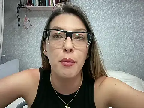 Snapshot of Ivarya chatting on 17, 7, 2026 Ivarya online show from 17, 7, 2026