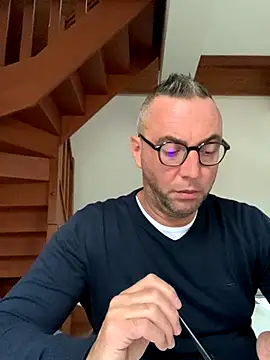 Marronglace1 online show from 10, 10, 2025