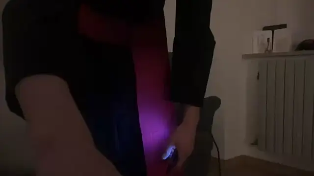 Malcom2f online show from 7, 4, 2026