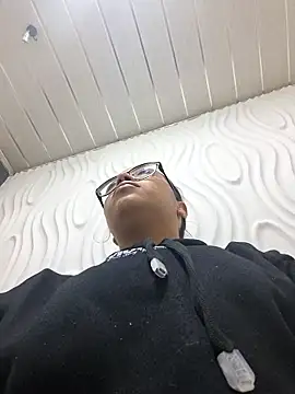 Snapshot of susan_mooree chatting on 14, 1, 2026 susan mooree online show from 14, 1, 2026