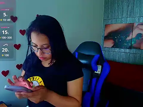 Snapshot of susan_mooree chatting on 16, 2, 2026 susan mooree online show from 16, 2, 2026