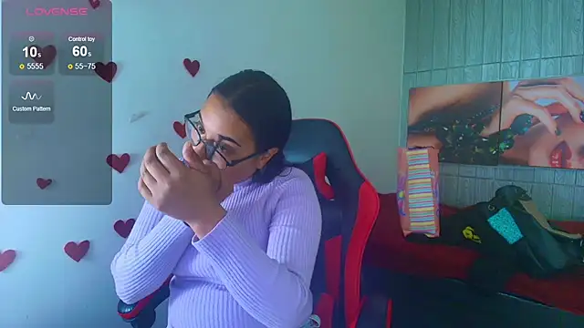 Snapshot of susan_mooree chatting on 19, 2, 2026 susan mooree online show from 19, 2, 2026