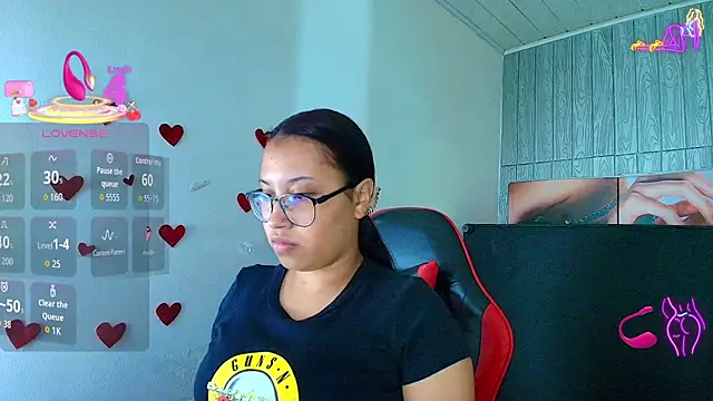 Snapshot of susan_mooree chatting on 25, 2, 2026 susan mooree online show from 25, 2, 2026