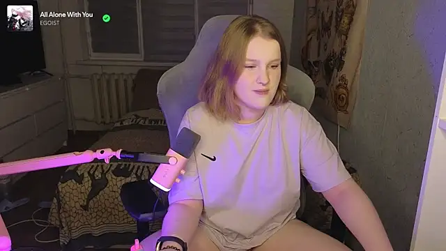 OliviaBlade online show from 23, 10, 2025