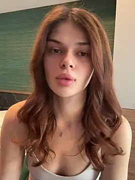Snapshot of selenatress chatting on 8, 10, 2025 selenatress online show from 8, 10, 2025