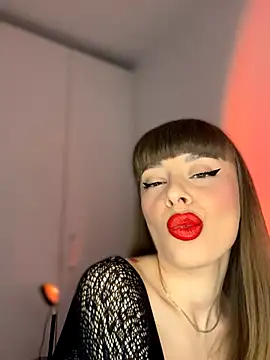 BabyBee  online show from 22, 11, 2025