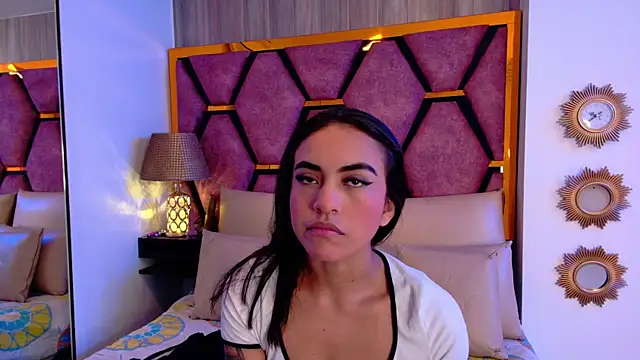 Snapshot of Leslie_Bussh_ chatting on 12, 2, 2026 Leslie Bussh online show from 12, 2, 2026