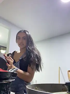 Snapshot of Leslie_Bussh_ chatting on 18, 2, 2026 Leslie Bussh online show from 18, 2, 2026