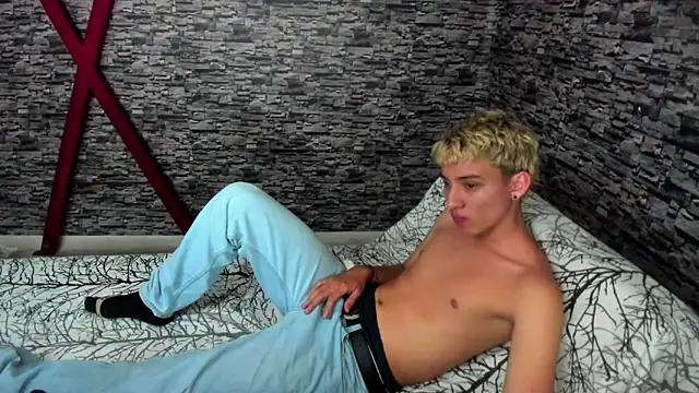 weesley boy online show from 11, 9, 2025