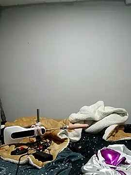 ZARAY 1118 online show from 8, 4, 2026