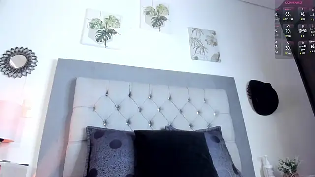 nathy rose01 online show from 11, 1, 2026