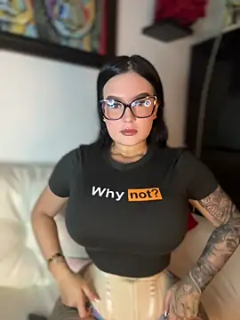 GabyMejiaa online show from 23, 12, 2025