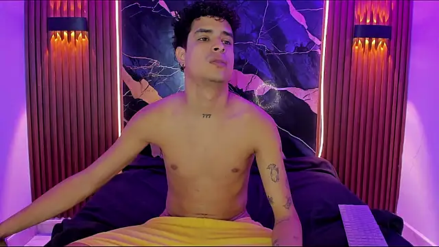 Lucky boys  X online show from 13, 4, 2026