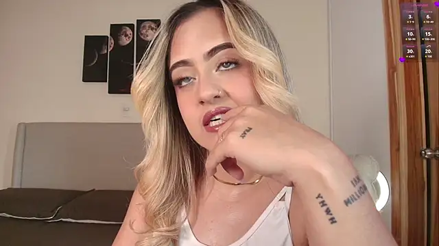 MaryMoon  online show from 10, 4, 2026