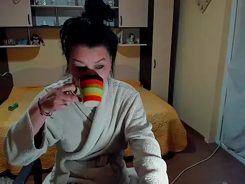Snapshot of Soffy_Skye chatting on 25, 4, 2026 Soffy Skye online show from 25, 4, 2026