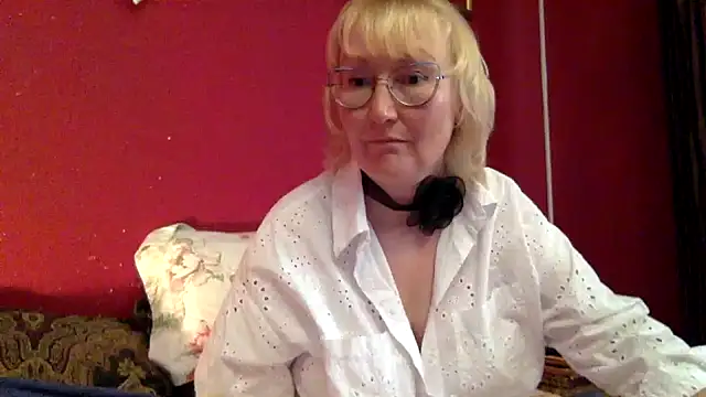 Snapshot of Zeyona chatting on 23, 7, 2026 Zeyona online show from 23, 7, 2026