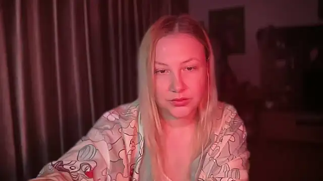 BikiHellena online show from 12, 6, 2026