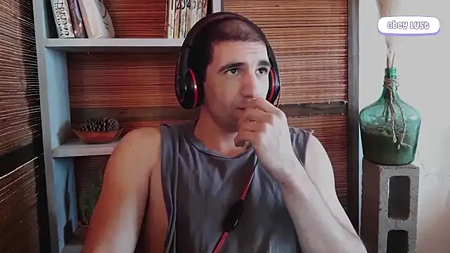 ObeyLust online show from 16, 9, 2025