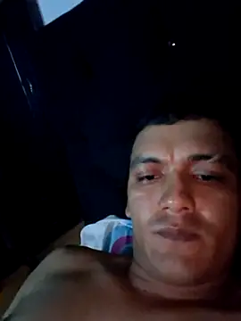 Chloe y Dante online show from 24, 11, 2025