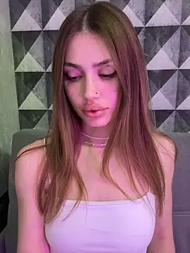 Elizabeth Tay online show from 9, 3, 2026