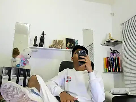 xxKamadevaxx online show from 18, 3, 2026