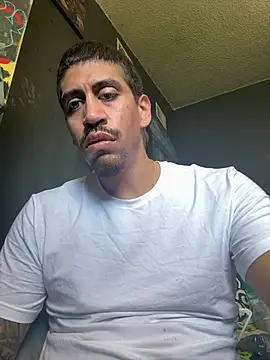 Snapshot of busnfatnutsLildee chatting on 24, 3, 2026 busnfatnutsLildee online show from 24, 3, 2026