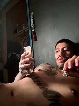 Snapshot of busnfatnutsLildee chatting on 31, 3, 2026 busnfatnutsLildee online show from 31, 3, 2026