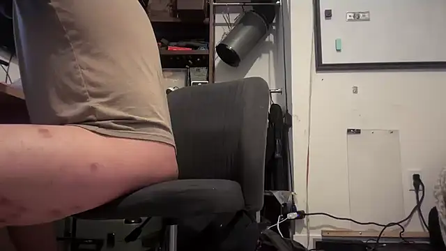 jasoncali305 online show from 4, 12, 2025