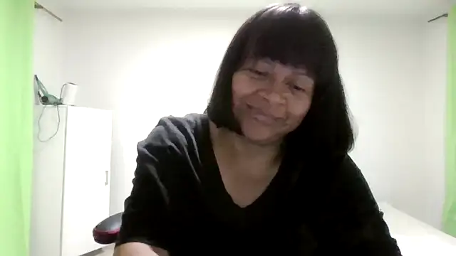 adri89-g online show from 13, 7, 2026