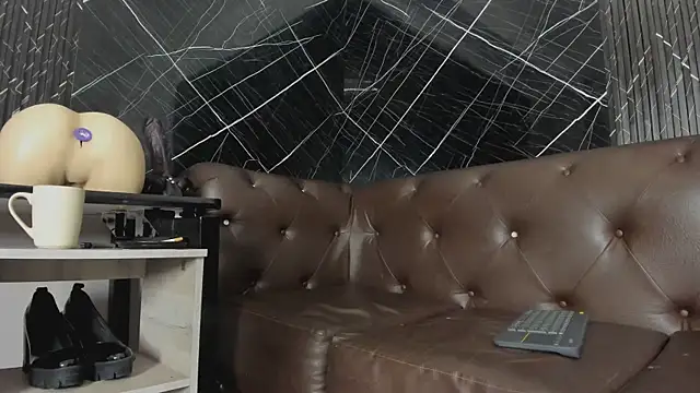 mistress angell  online show from 17, 10, 2025