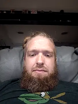 Snapshot of LeCulDeTonton chatting on 6, 10, 2025 LeCulDeTonton online show from 6, 10, 2025