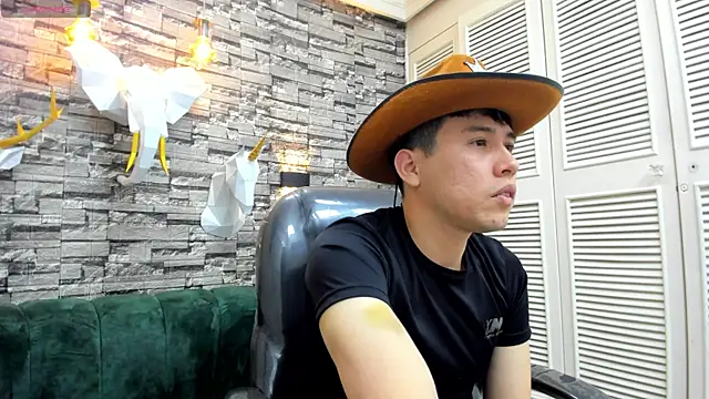 Nick Wolff online show from 3, 12, 2025