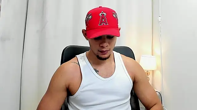 Snapshot of XBOY_FANTASYX chatting on 7, 10, 2025 XBOY FANTASYX online show from 7, 10, 2025