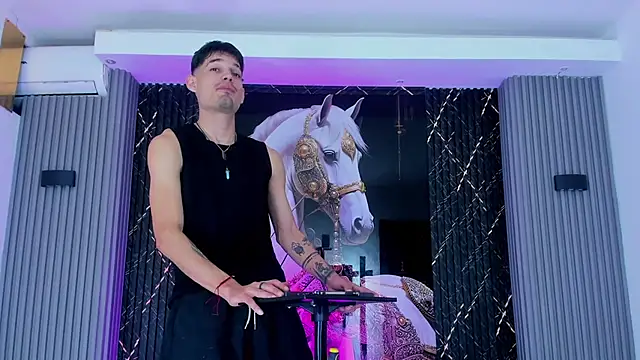 Iam Steven online show from 26, 11, 2025