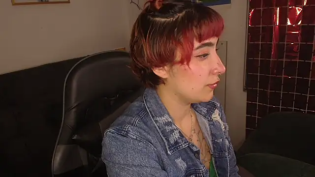 Miacatsito3 online show from 13, 2, 2026