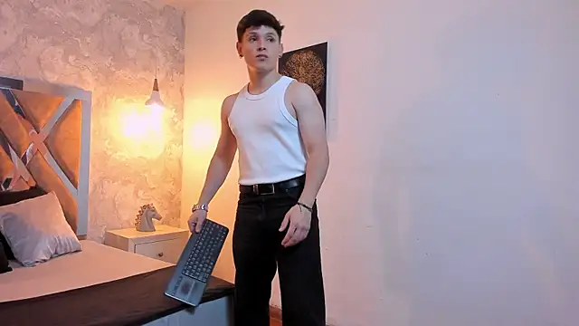 Snapshot of kraven_lust chatting on 23, 6, 2026 kraven lust online show from 23, 6, 2026