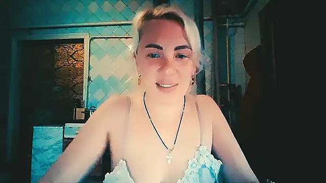 Snapshot of EmmaCat_ chatting on 23, 4, 2026 EmmaCat online show from 23, 4, 2026