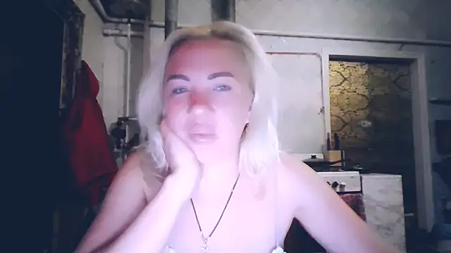 Snapshot of EmmaCat_ chatting on 26, 5, 2026 EmmaCat online show from 26, 5, 2026